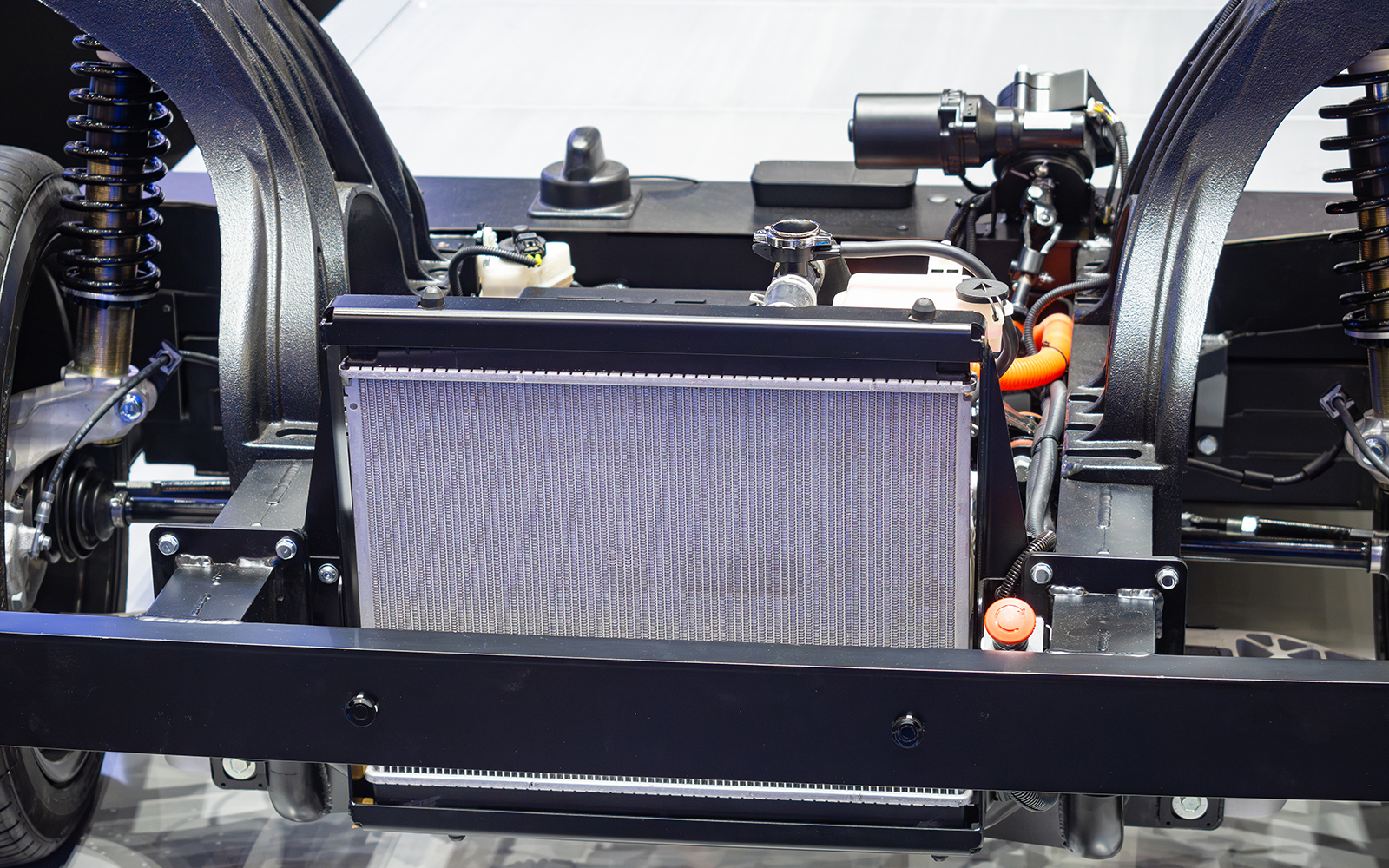 熱対策と異種材料接合