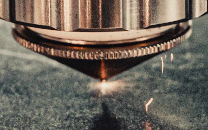 「金属＋プラスチック」と接着剤