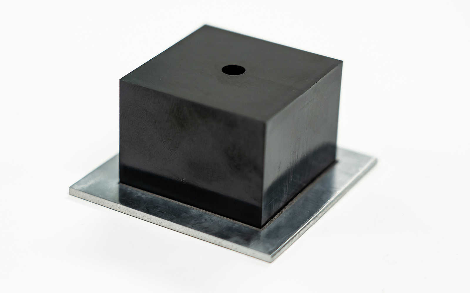 金属と樹脂の直接接合